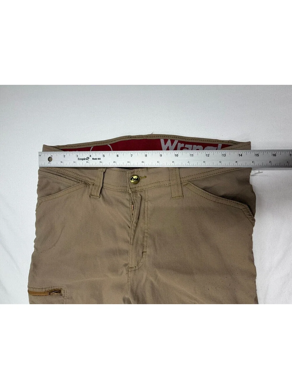 Wrangler these khaki